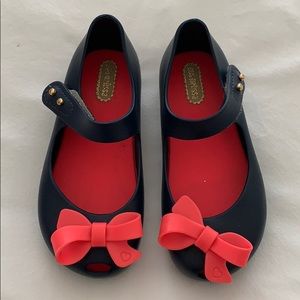 Little Girls Mini Melissa Dress Shoes